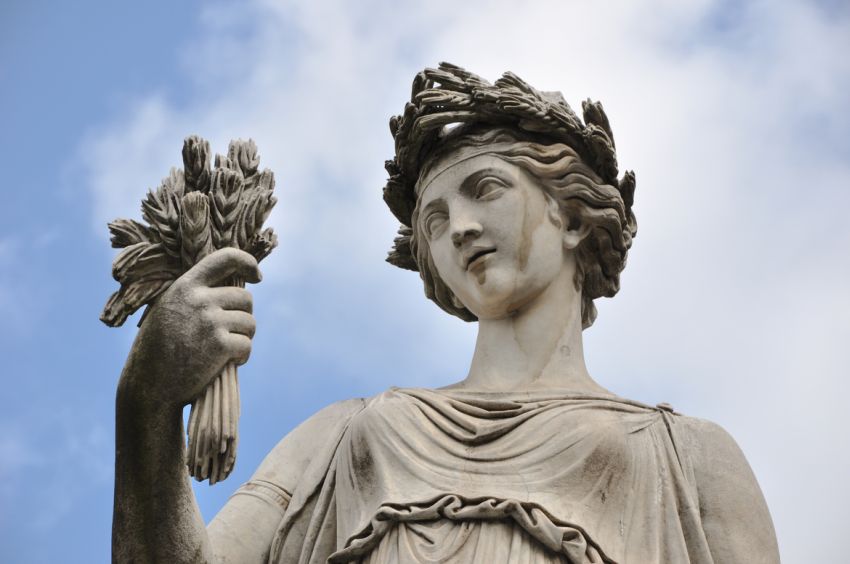 A Deusa Romana Dos Grãos