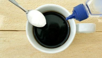 Adoçante no café