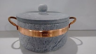 Panela de pedra sabão