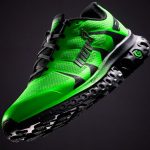 Tênis de corrida Inova feito com sola de grafeno