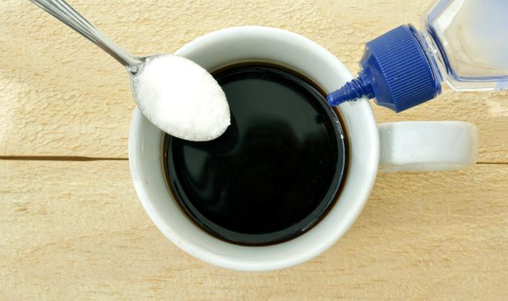 Adoçante no café