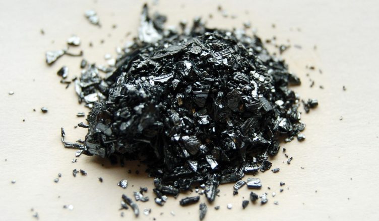 Mineral de iodo