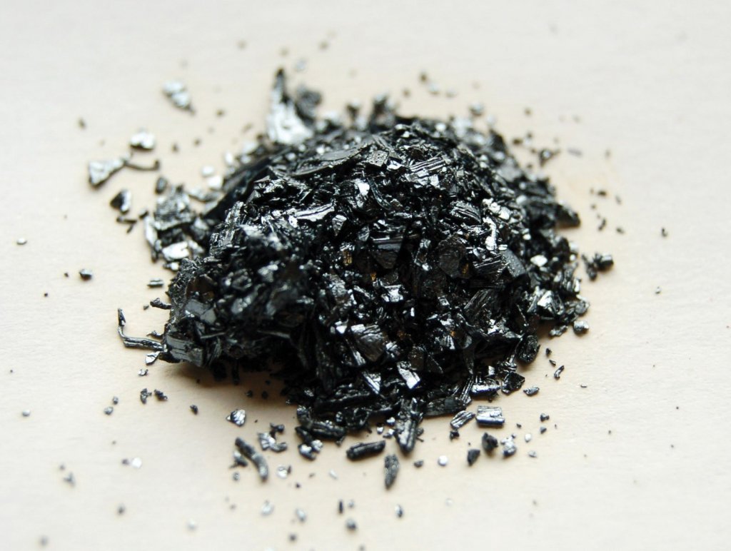 Mineral de iodo