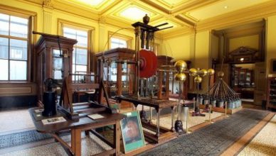 Laboratorio Eletrólise da água