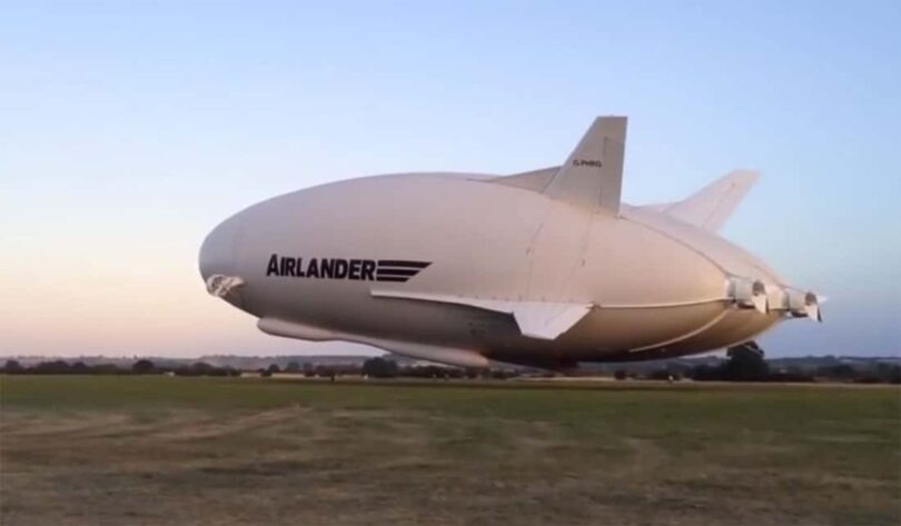 Dirigível gás hélio