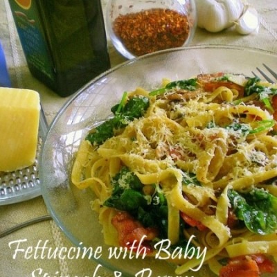 This is…..PASTA! – Fettucine with Baby Spinach & Bacon