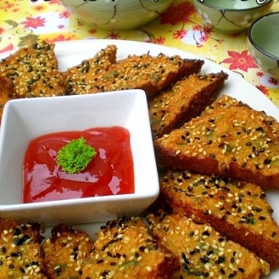 Sesame Prawn Toasts