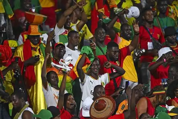 GUINEAN FANS
