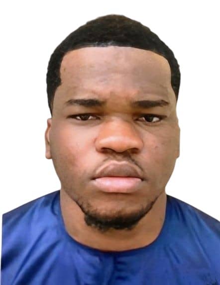 MAN REFUSES TO ACCEPT NAIRA