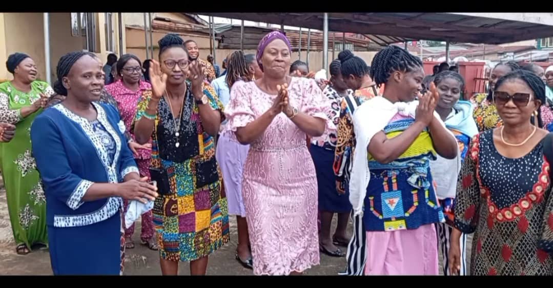 AIYEDATIWA TRAINS HEALTH WORKERS