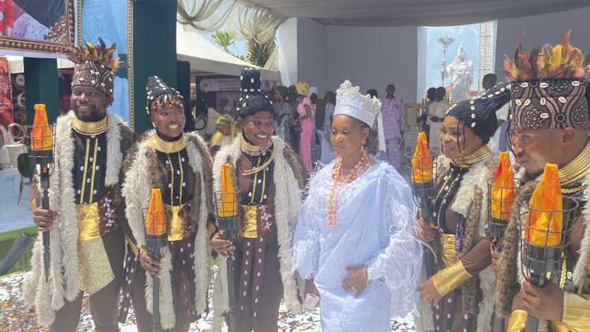 MOREMI AMOSUN