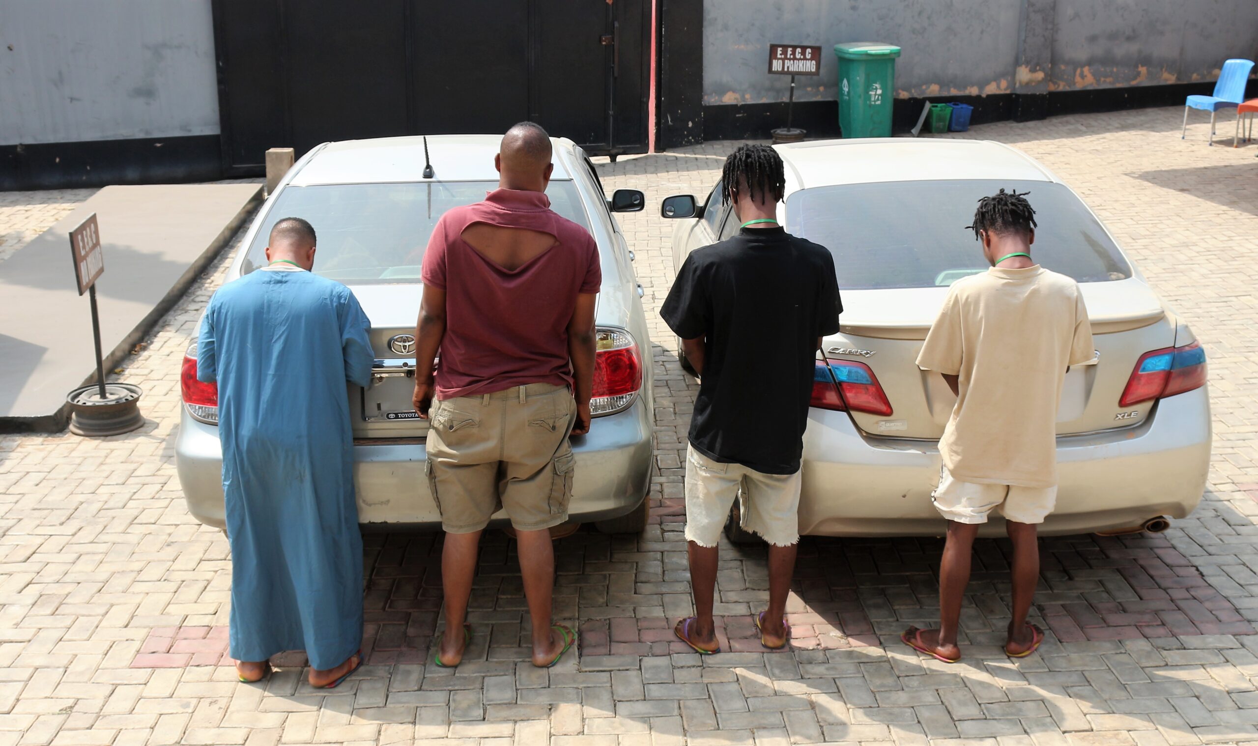 EFCC IBADAN SUSPECTS