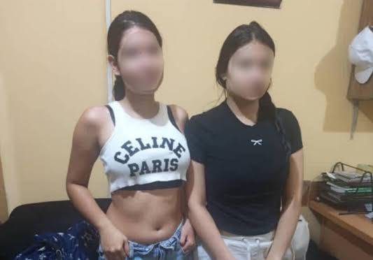 COLOMBIAN WOMEN