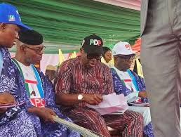 FAYOSE AT RALLY