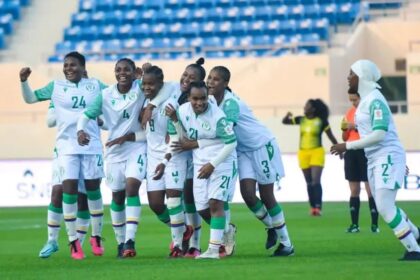 COMOROS WOMEN