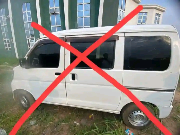 TINTED BUS