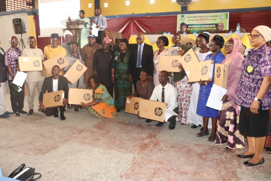 LAPTOPS FOR TEACHERS