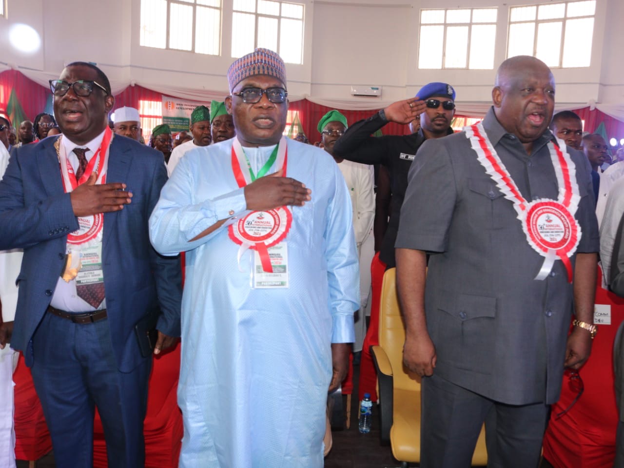 GROOM NEW MINING MEN